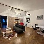 Cismigiu Park Studio